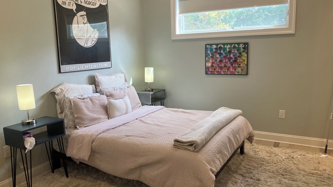 Photo of Bedroom in Country Club Estates