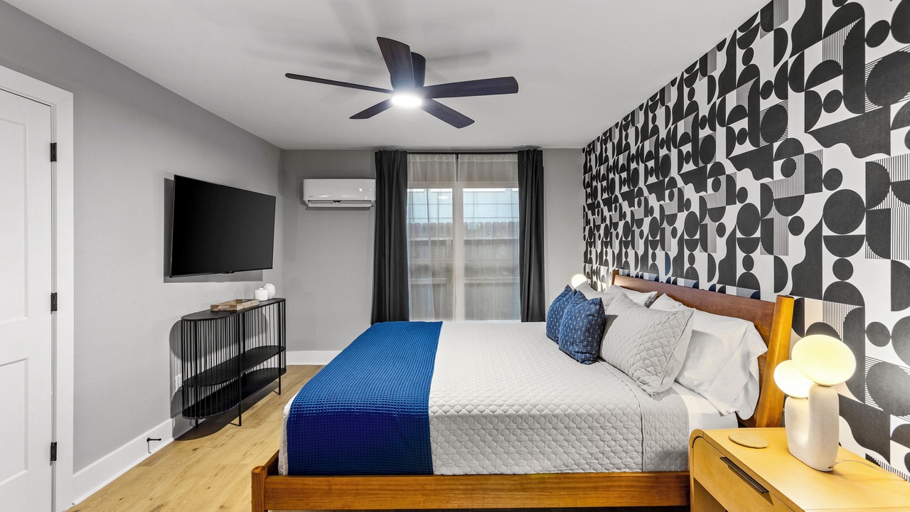 Photo of Bedroom in Houston Heights