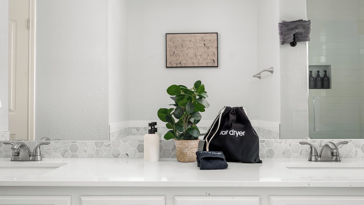 Photo of Bathroom in Spicewood