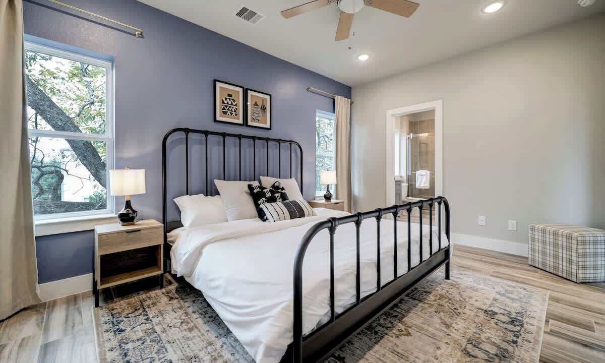 Photo of Bedroom in Greater Heights