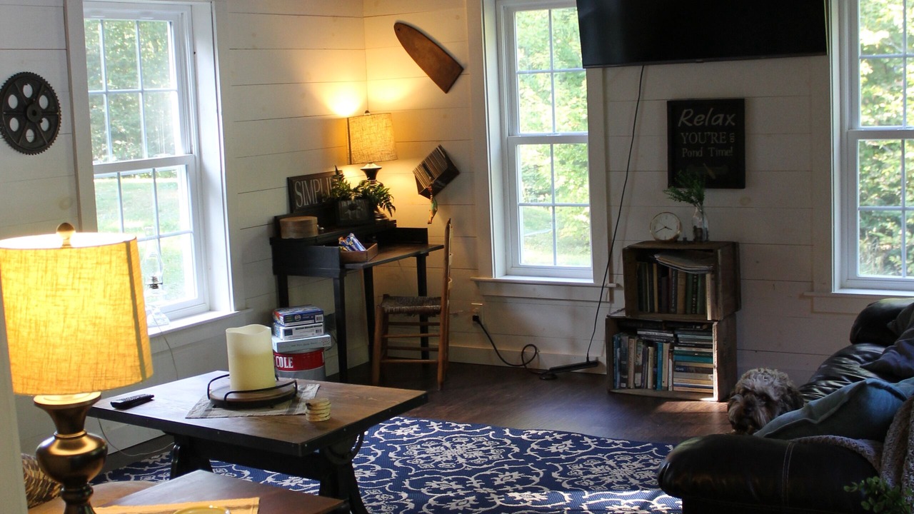 Photo of Livingroom in Abbot