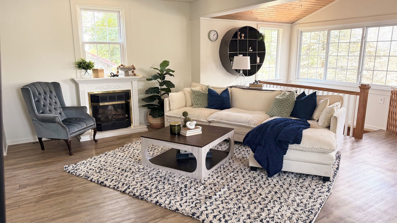 Photo of Livingroom in Fairfield Beach