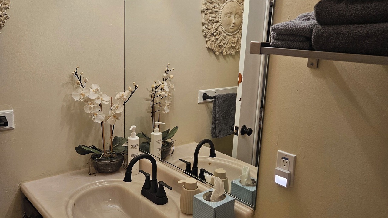 Photo of Bathroom in Newark