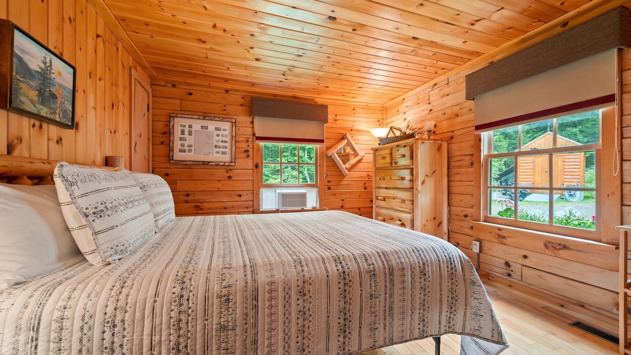 Photo of Bedroom in Rangeley Plantation