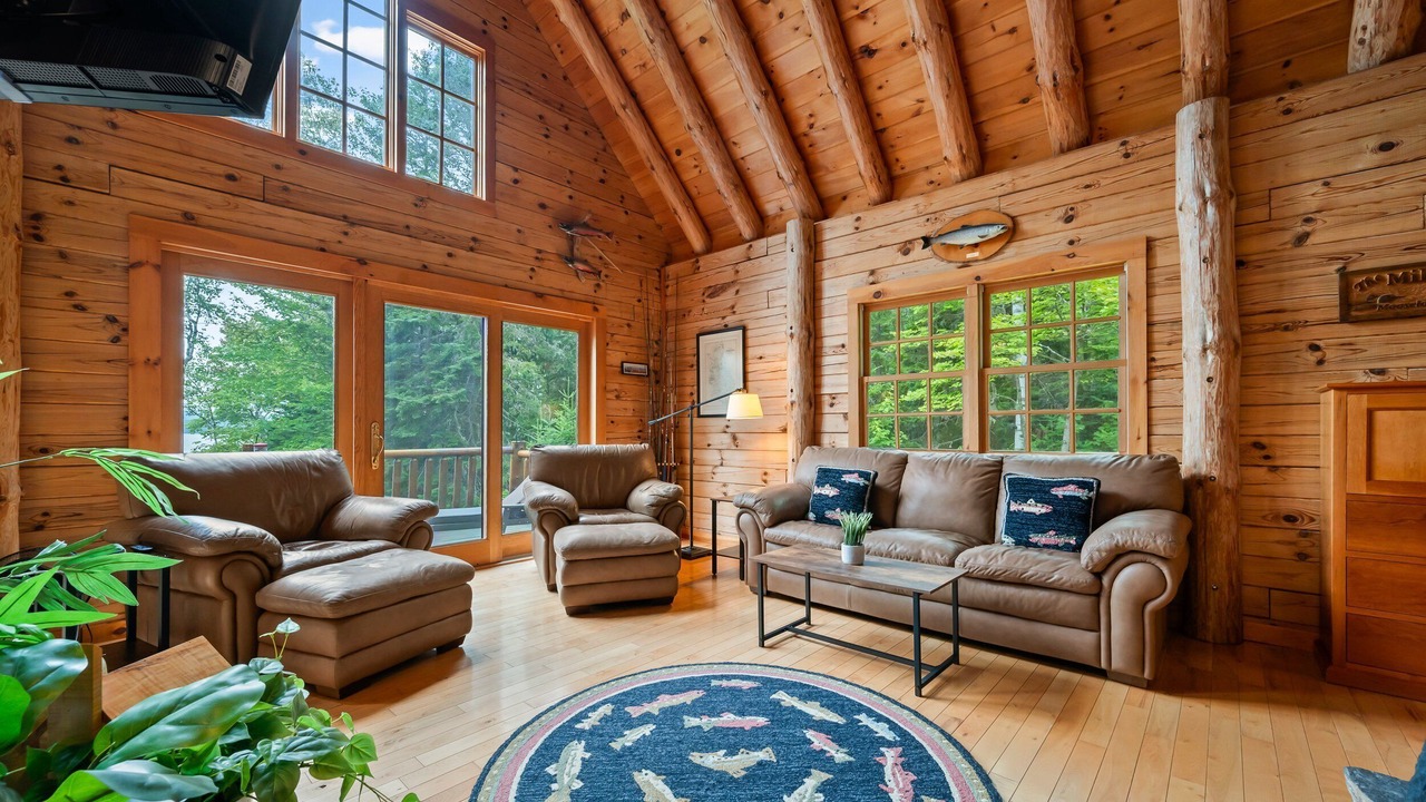 Photo of Livingroom in Rangeley Plantation
