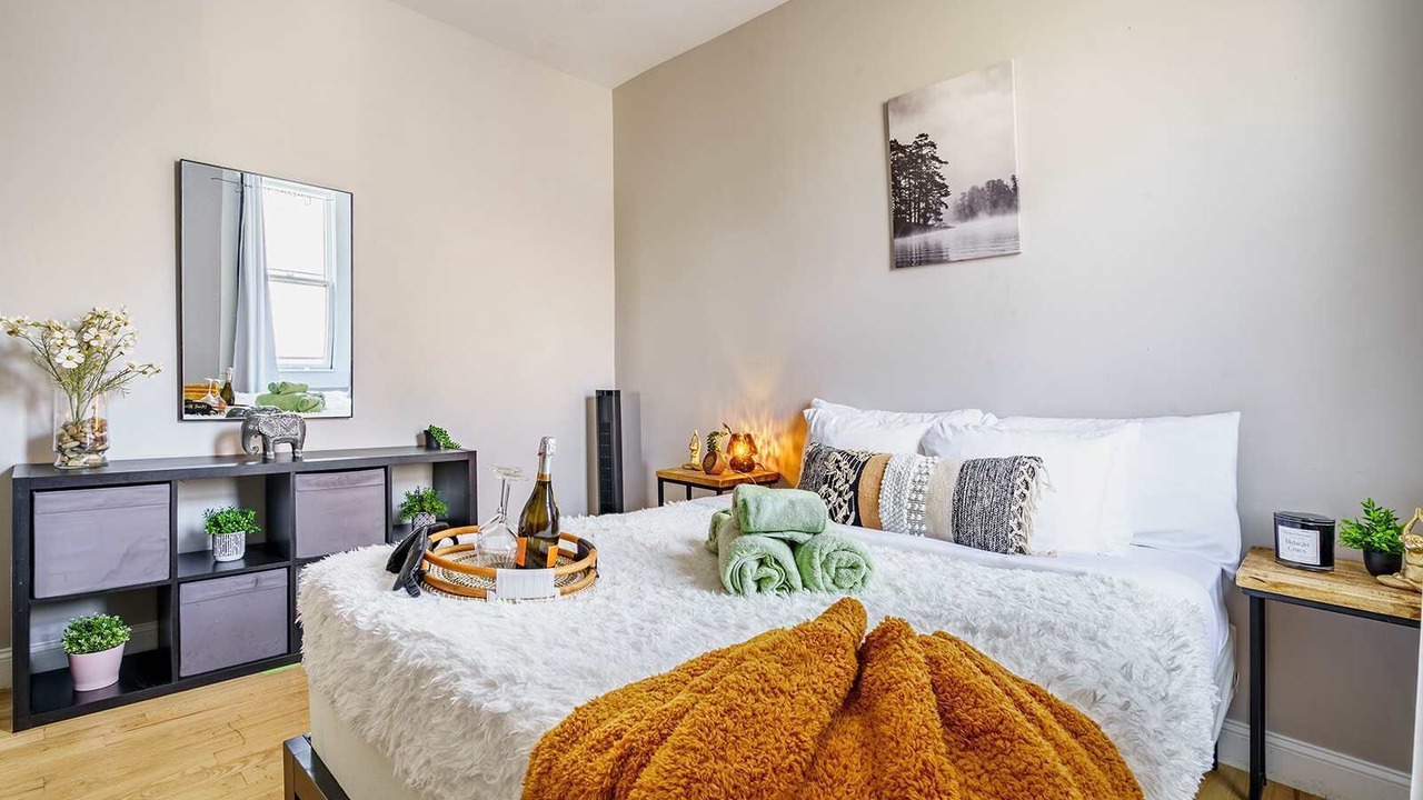 Photo of Bedroom in Victorian Village
