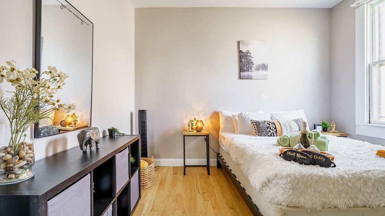 Photo of Bedroom in Victorian Village