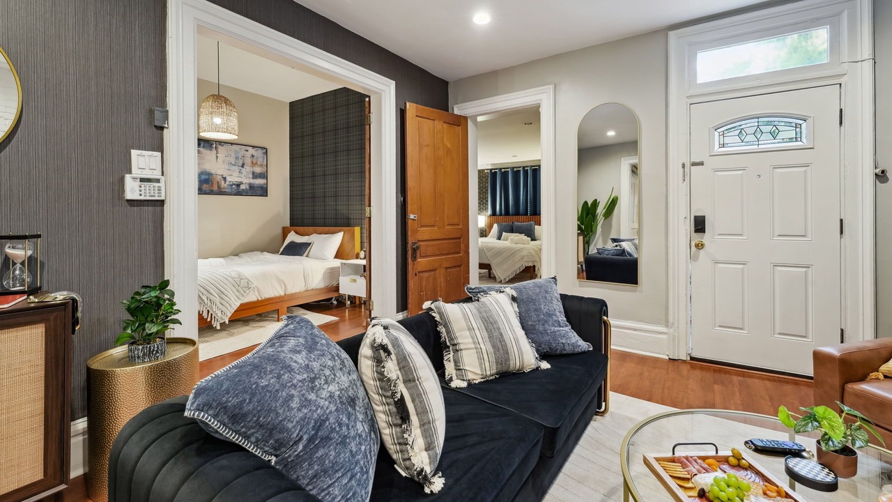 Photo of Bedroom in University District