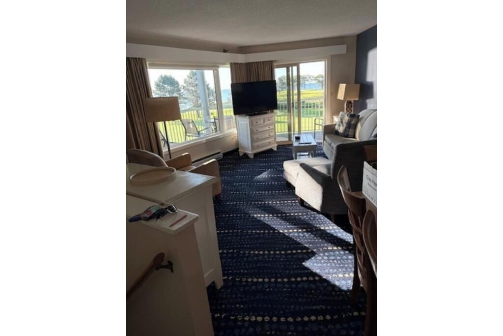 Photo of Livingroom in Glen Cove