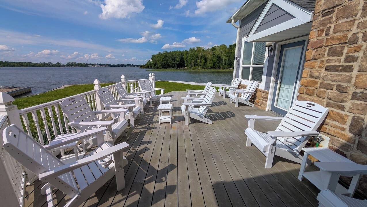 Photo of Patio Balcony in Summit Station