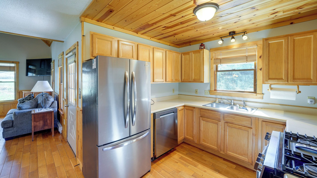 Photo of Kitchen in Slatyfork Farm
