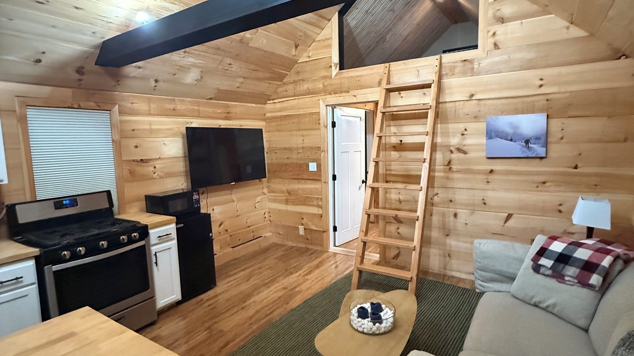 Photo of Livingroom in Wyman