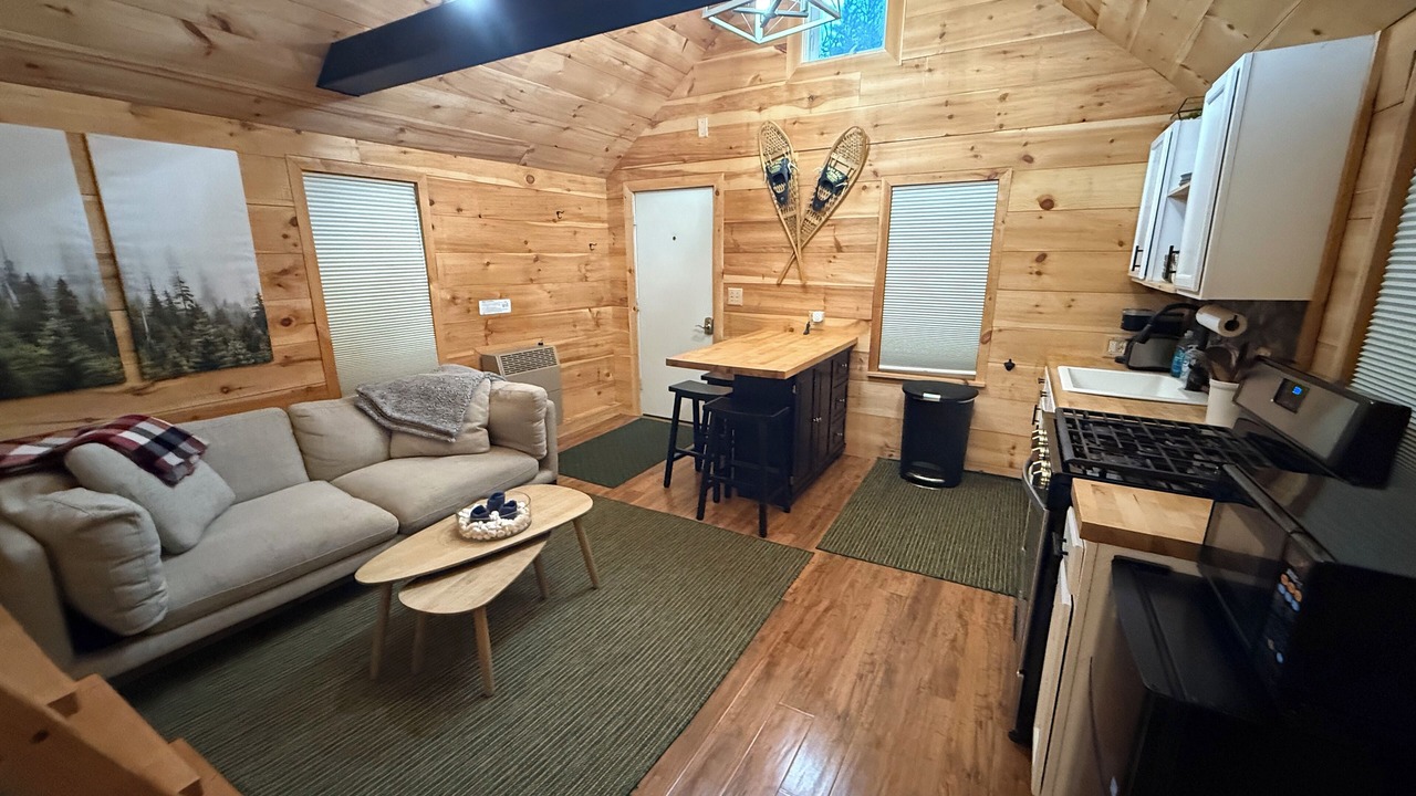 Photo of Livingroom in Wyman