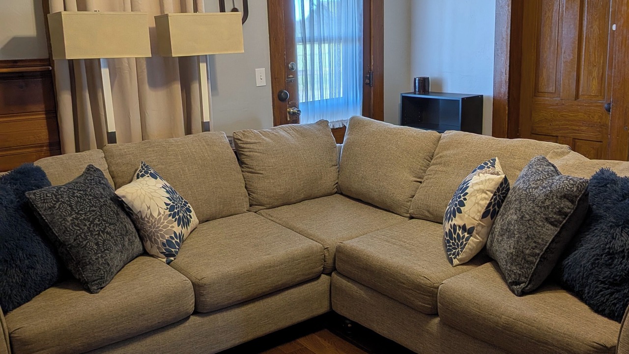 Photo of Livingroom in Johnstown