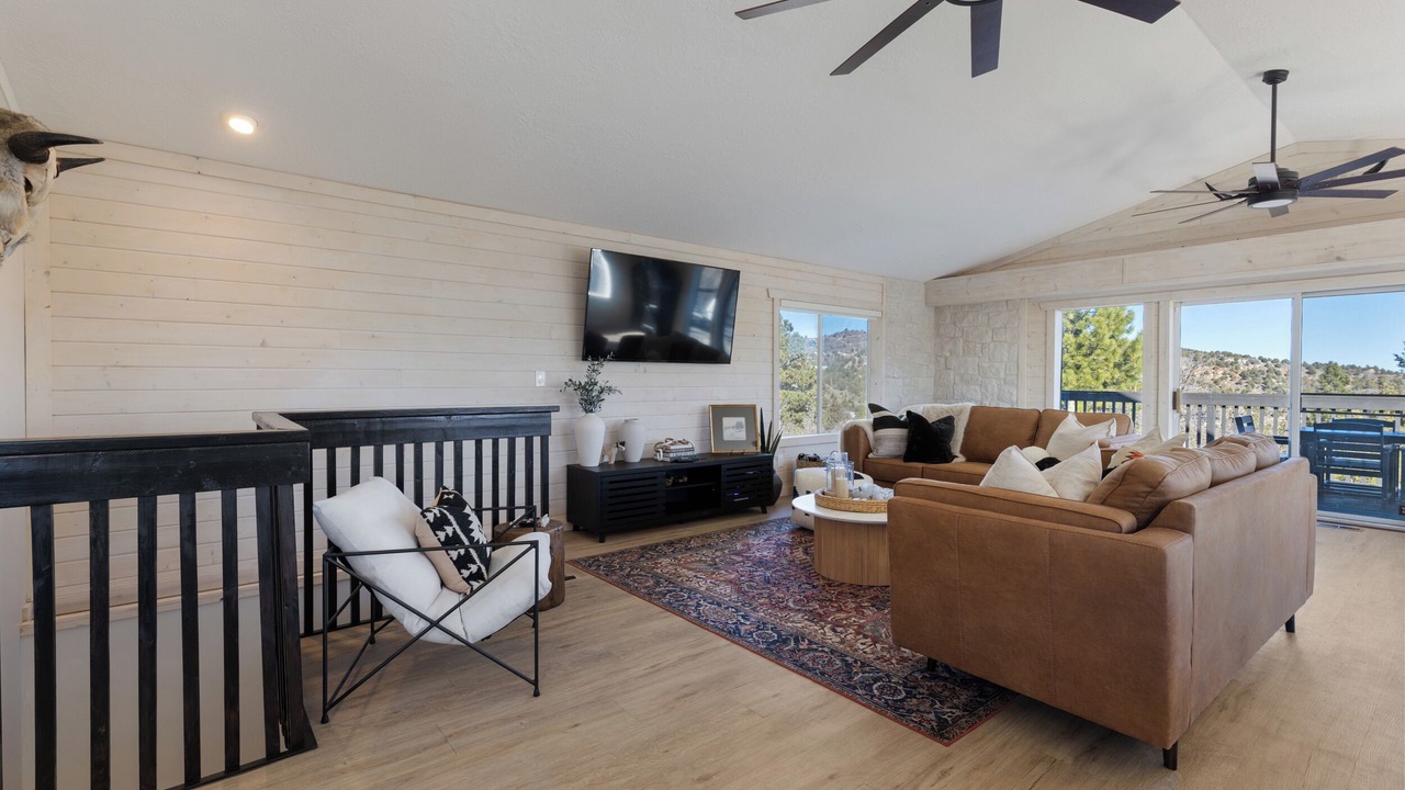 Photo of Livingroom in Long Valley Junction