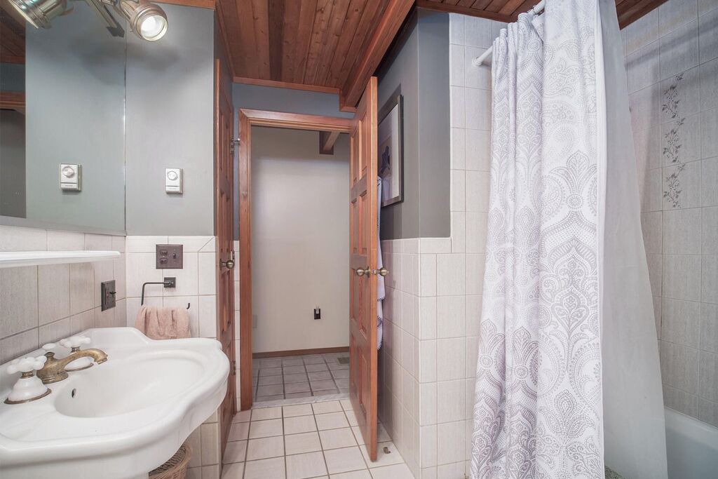 Photo of Bathroom in Harrison