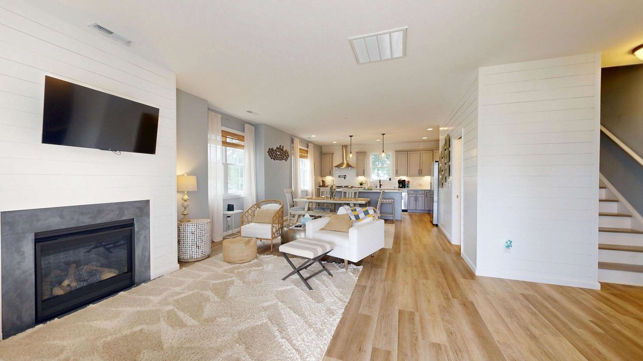Photo of Livingroom in Cedar Neck