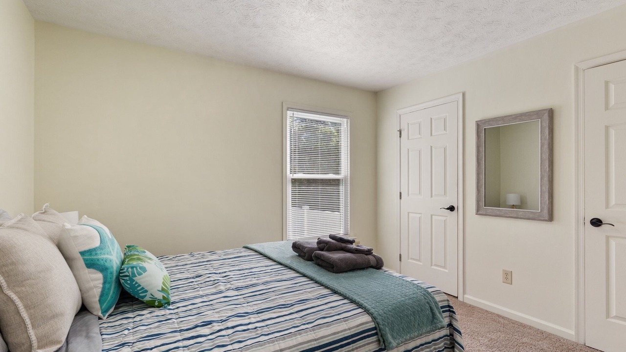 Photo of Bedroom in Fox Hill - Grandview