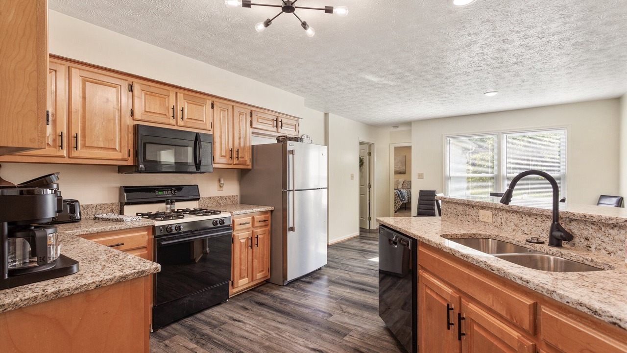 Photo of Kitchen in Fox Hill - Grandview
