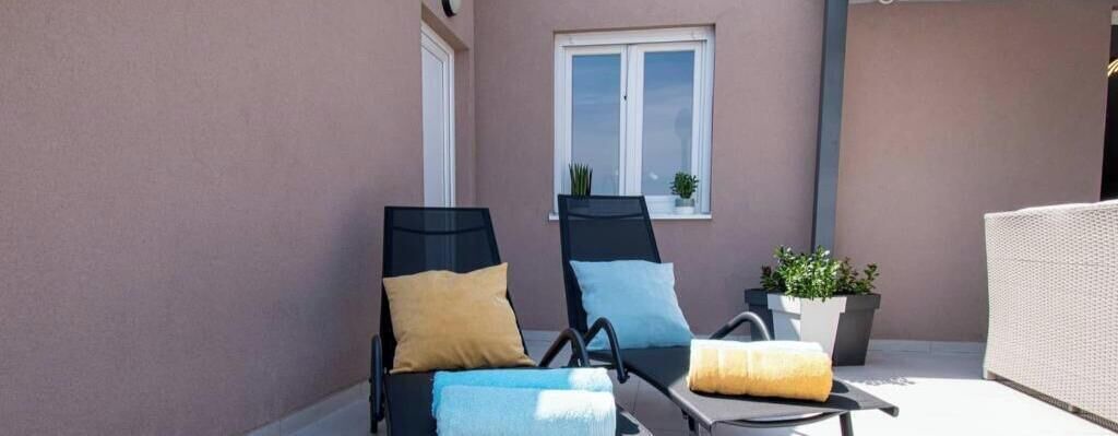 Photo of Patio Balcony in Loborika