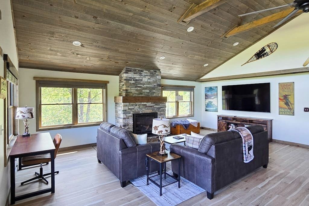 Photo of Livingroom in Sunday River Area