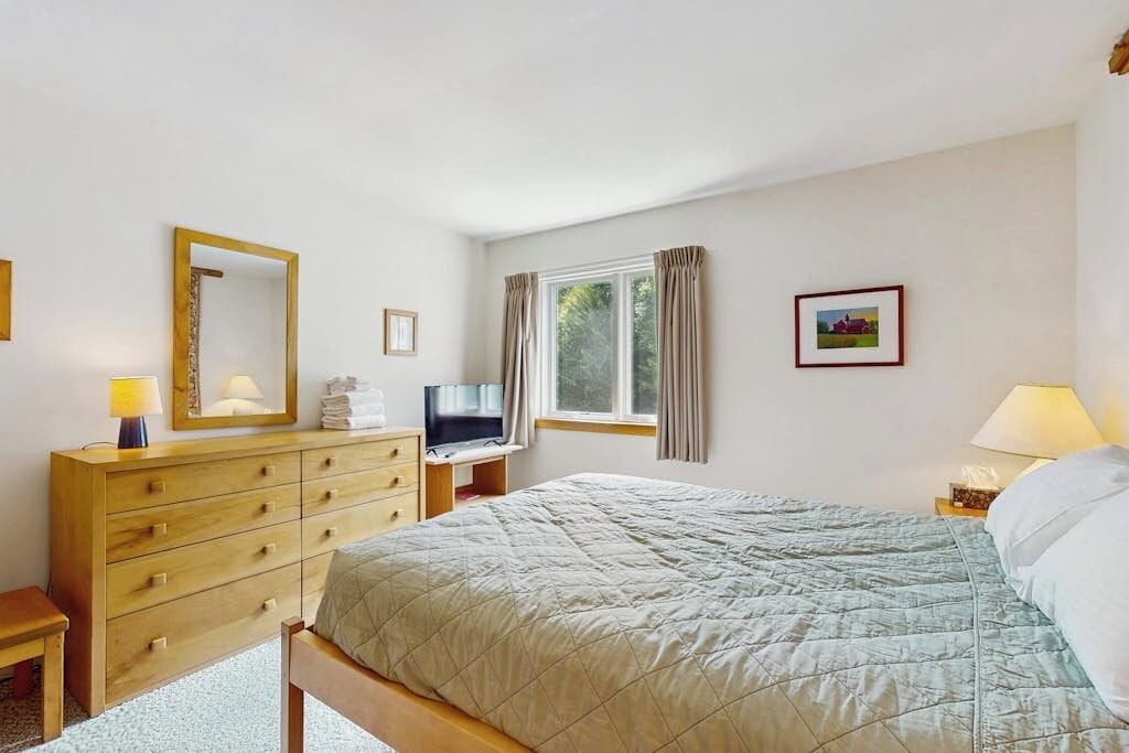 Photo of Bedroom in Warren