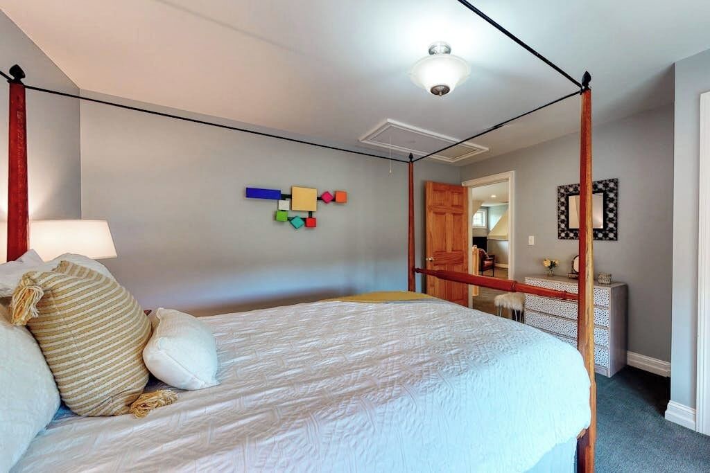Photo of Bedroom in Cape Neddick