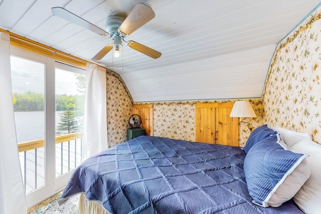 Photo of Bedroom in Weeks Mills