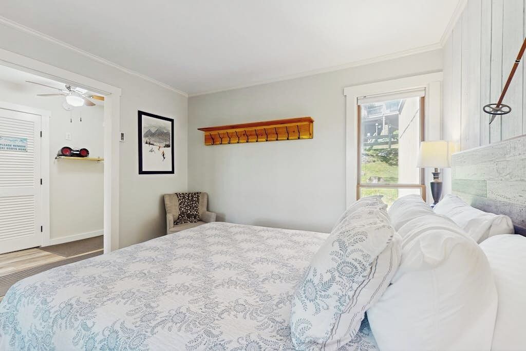 Photo of Bedroom in Warren