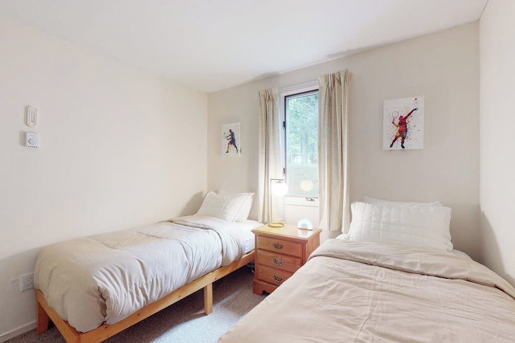 Photo of Bedroom in Warren