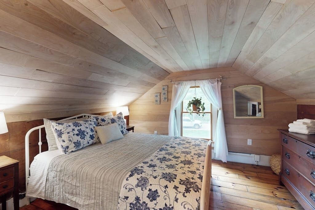 Photo of Bedroom in Waitsfield