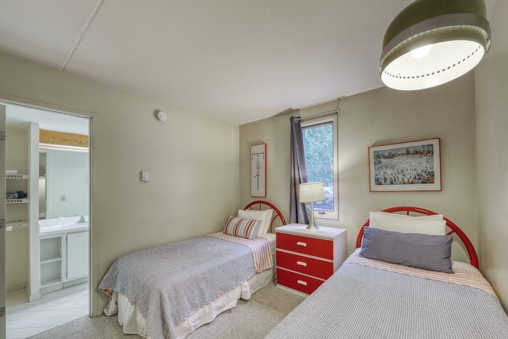 Photo of Bedroom in Warren