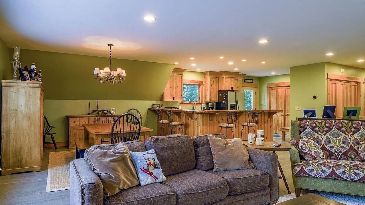 Photo of Livingroom in Carrabassett Valley