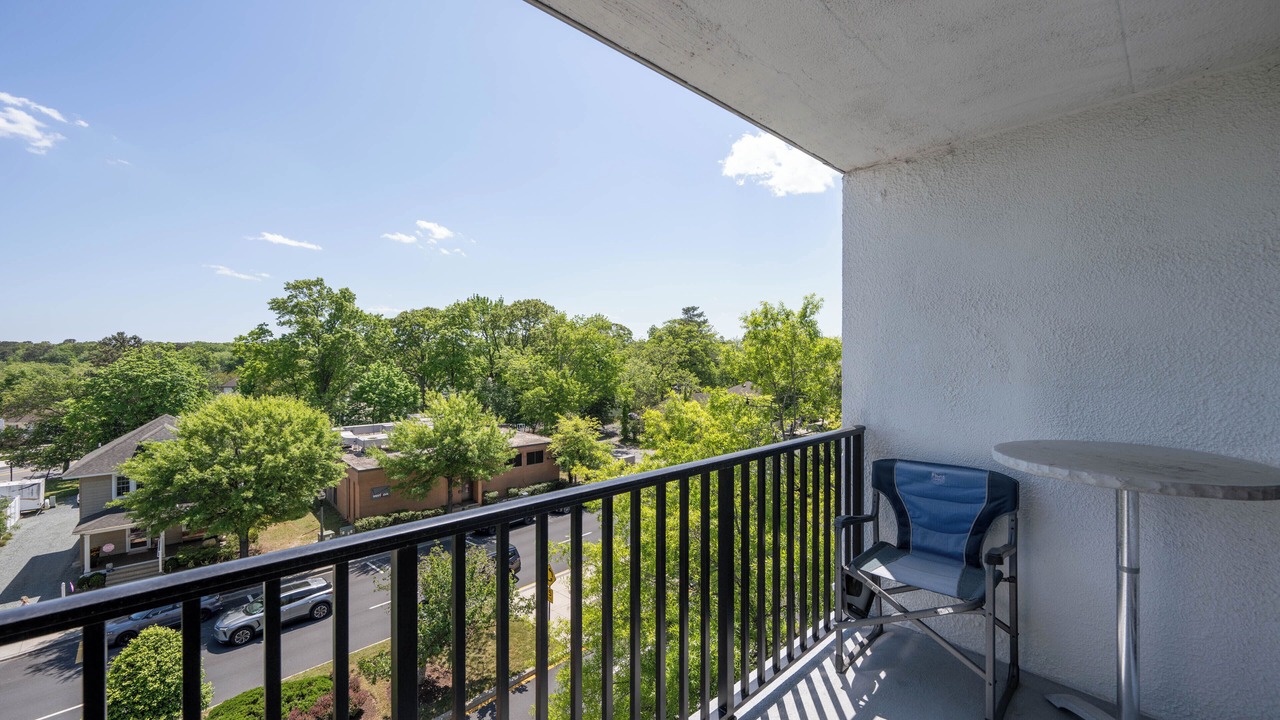 Photo of Patio Balcony in The Pines