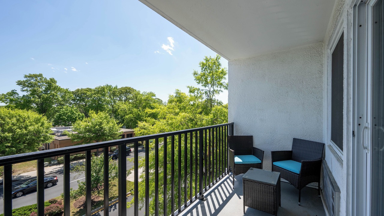 Photo of Patio Balcony in The Pines