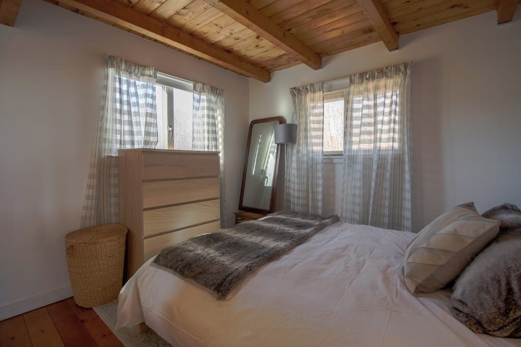 Photo of Bedroom in Waldoboro