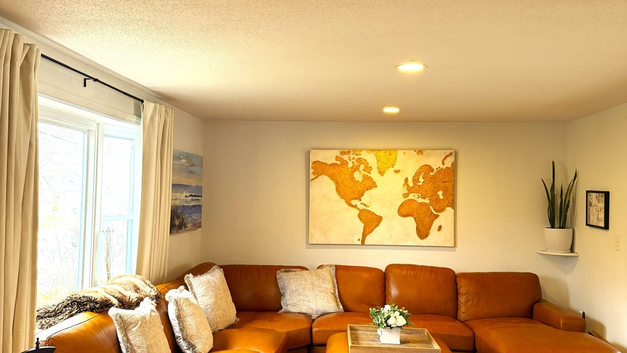 Photo of Livingroom in North Deering