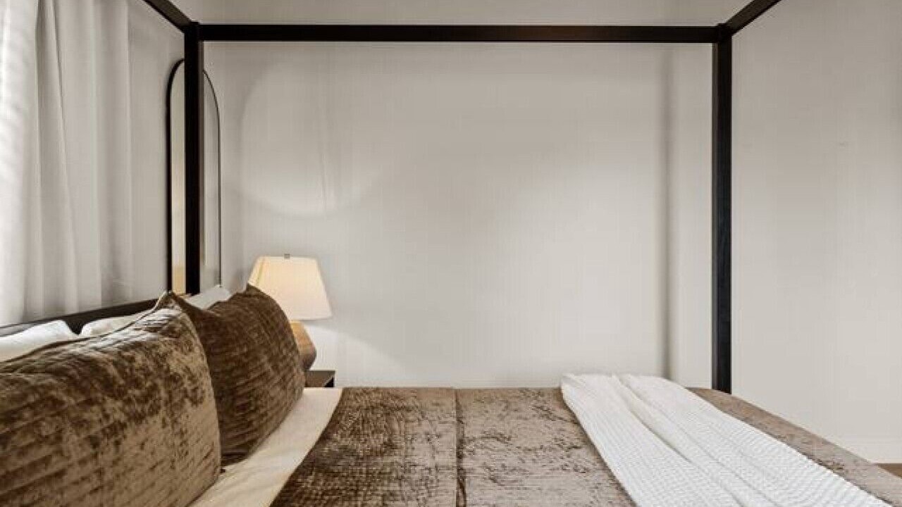 Photo of Bedroom in Grove City
