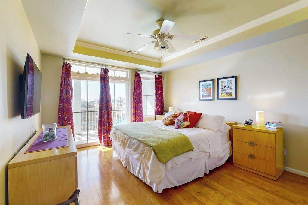 Photo of Bedroom in Sunset Island