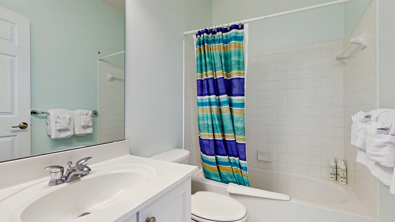 Photo of Bathroom in Sunset Island