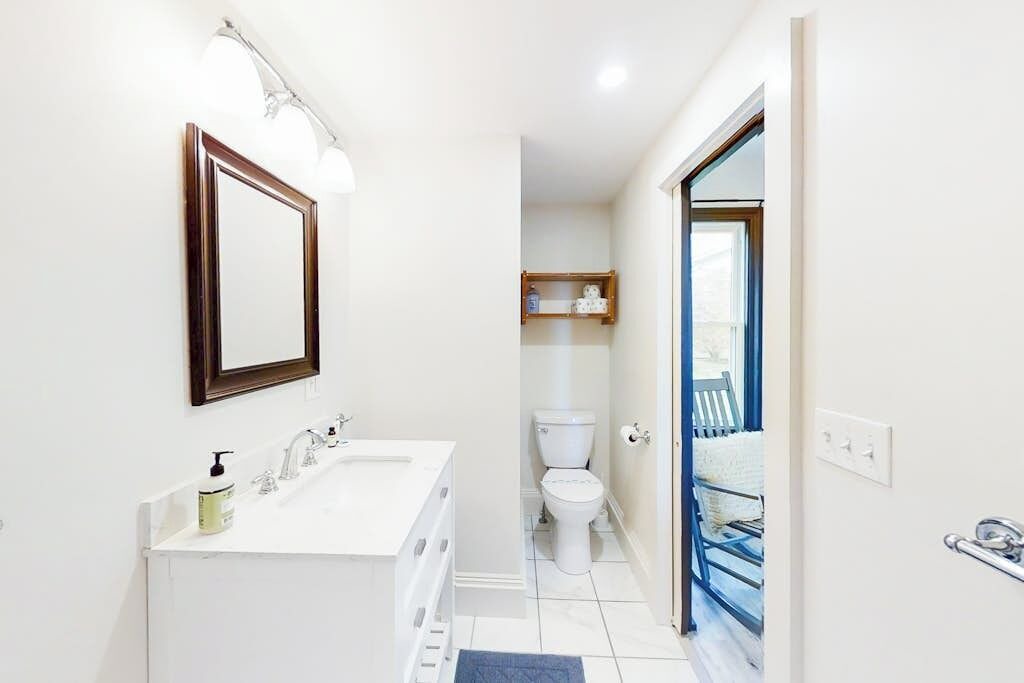 Photo of Bathroom in Boothbay Harbor