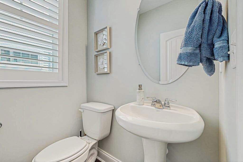 Photo of Bathroom in Cedar Neck