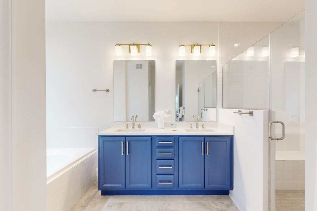 Photo of Bathroom in Cedar Neck