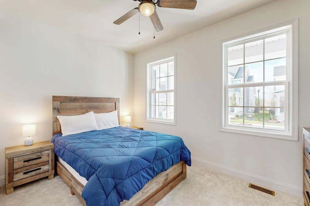 Photo of Bedroom in Cedar Neck