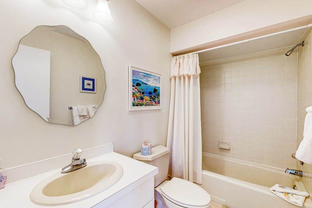 Photo of Bathroom in Fenwick Island