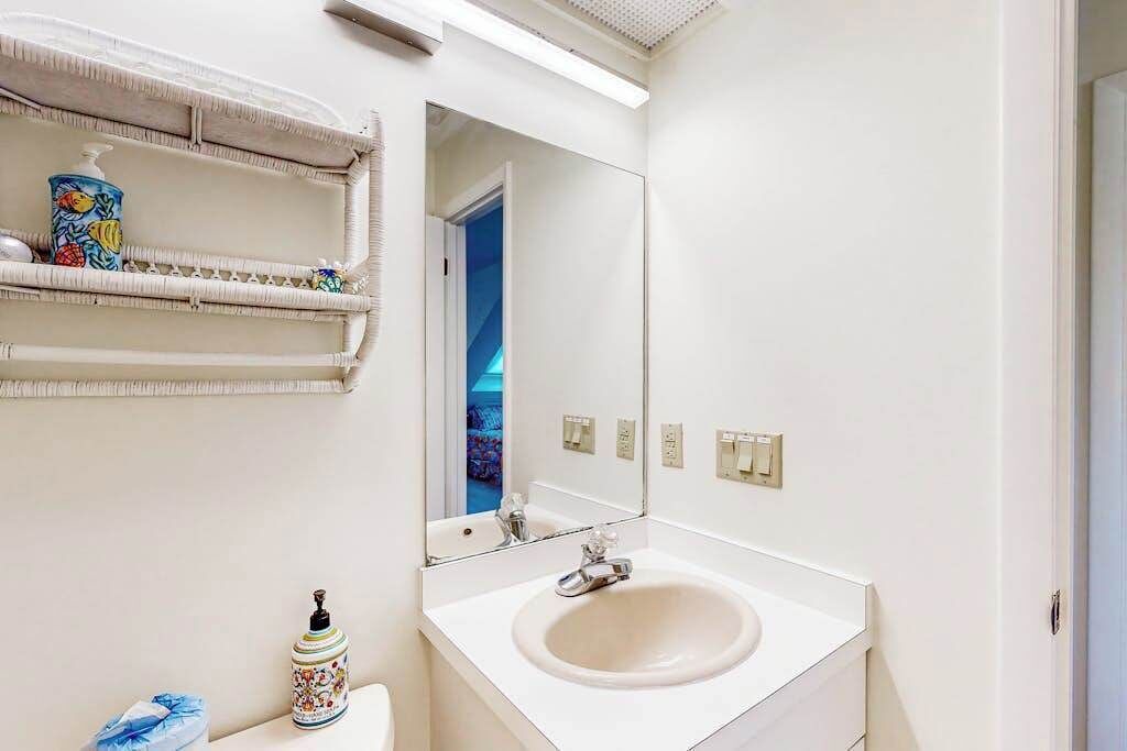 Photo of Bathroom in Fenwick Island