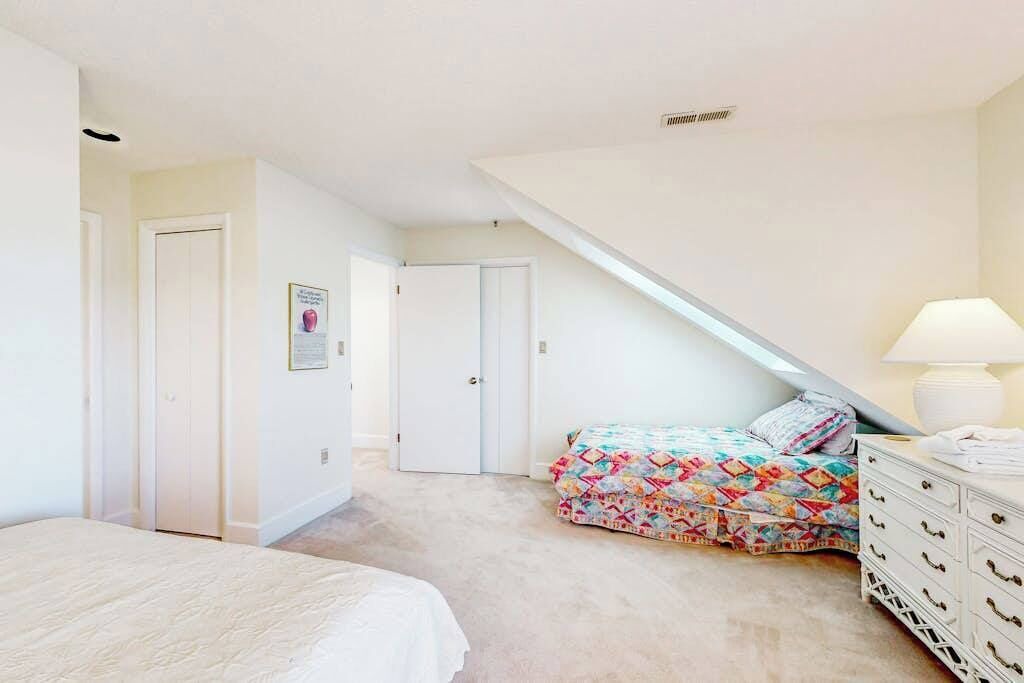 Photo of Bedroom in Fenwick Island