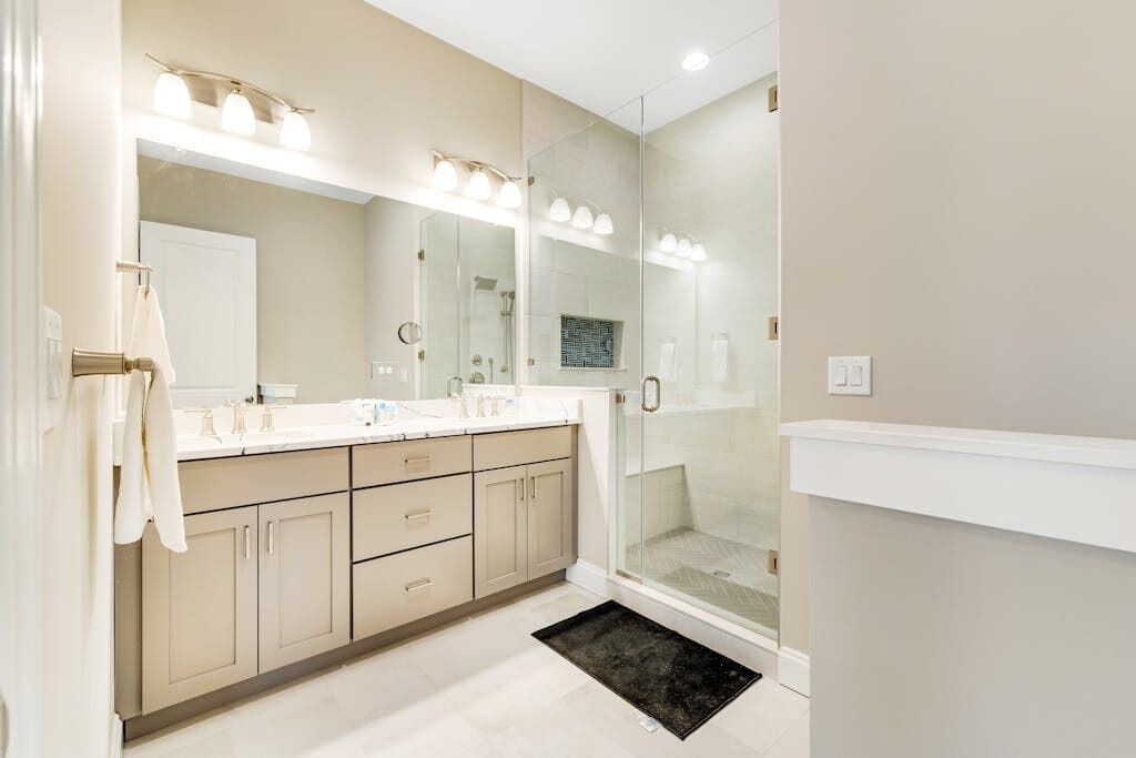 Photo of Bathroom in Country Club Estates