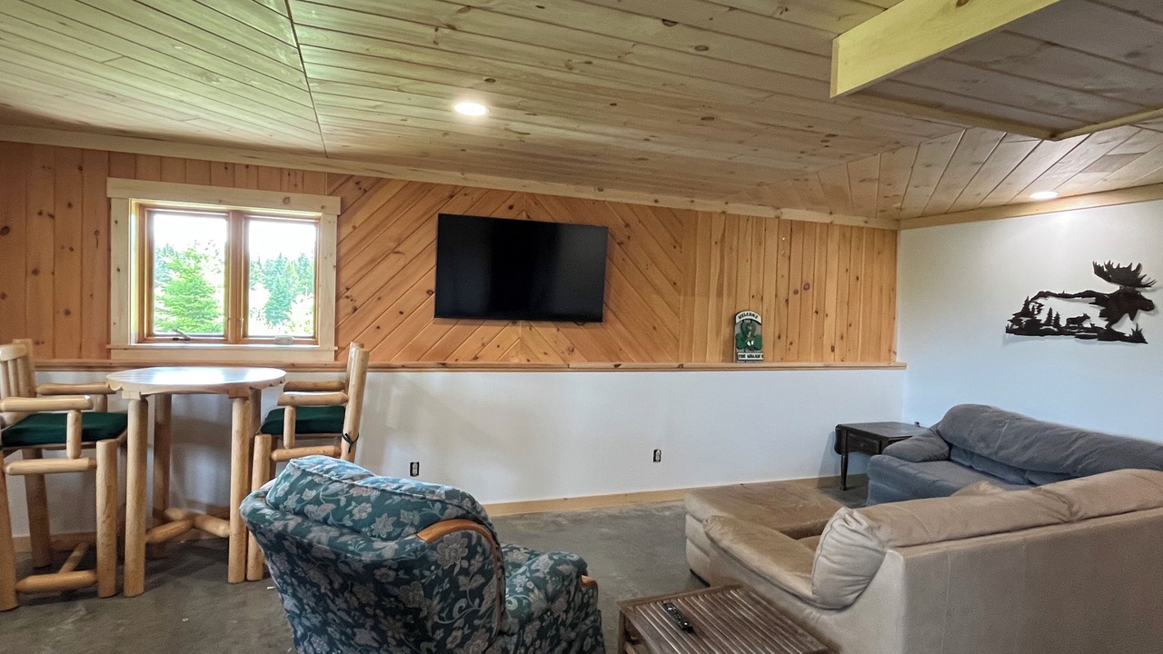 Photo of Livingroom in Rangeley