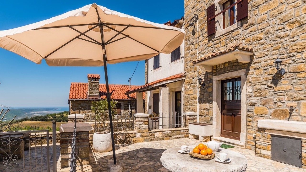 Photo of Patio Balcony in Buje